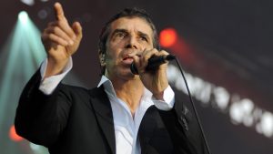 Julien Clerc prépare un album de duos avec Calogero, Christophe Maé, Vianney...